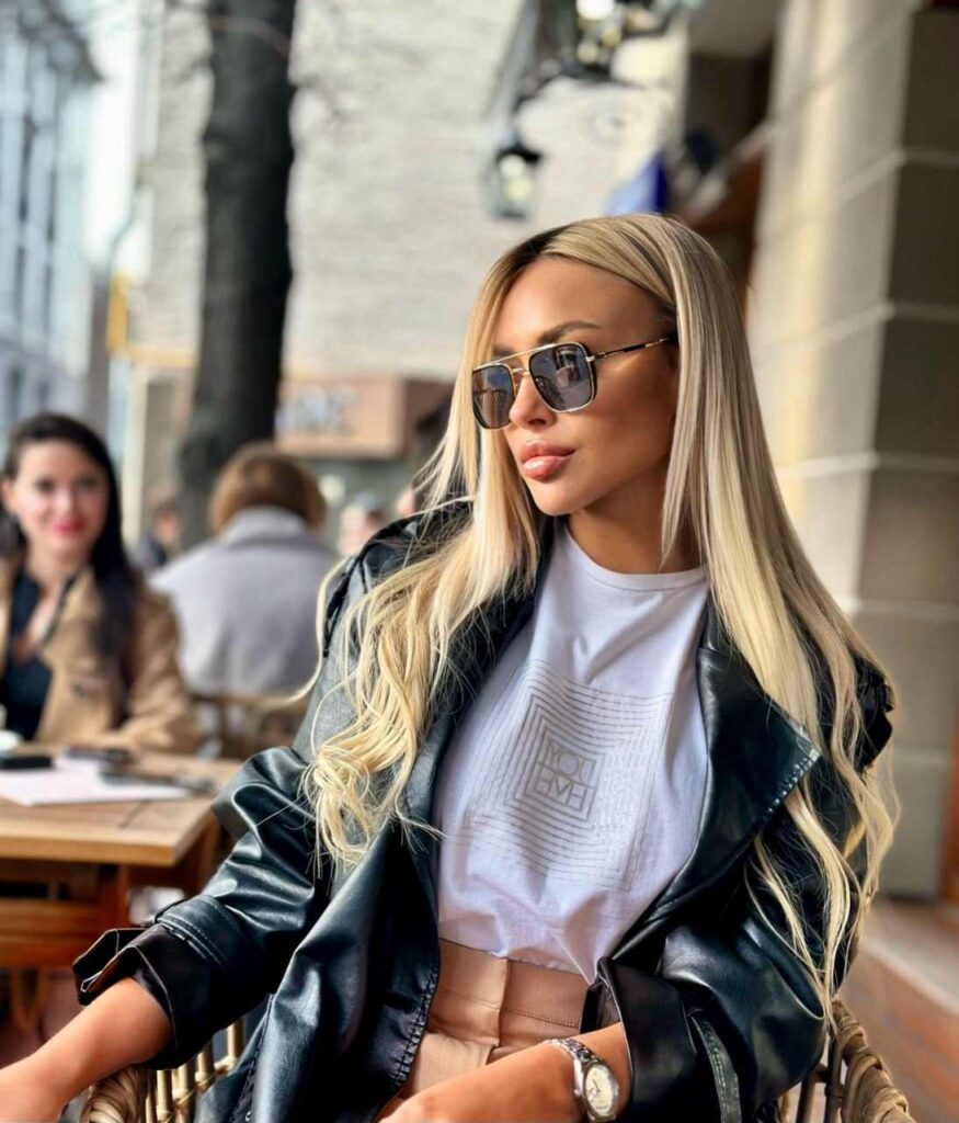 Девушка эскорт