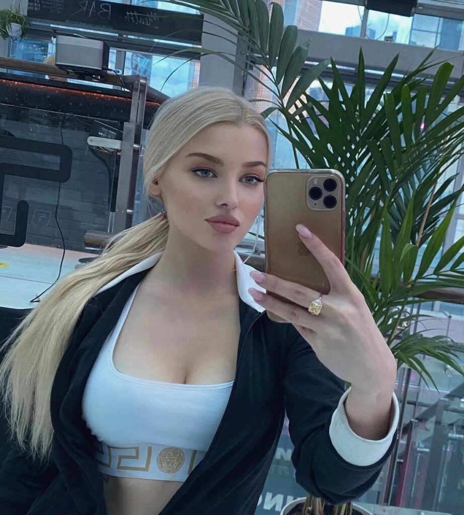 Эскорт модель в Москве