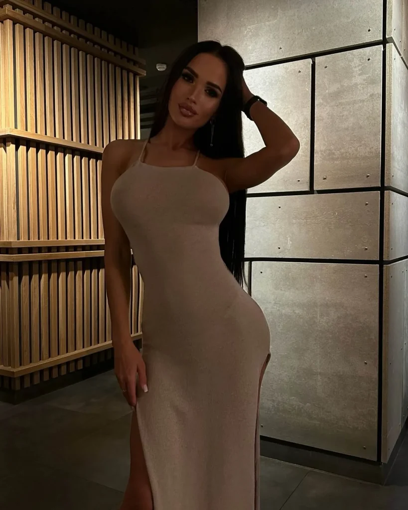 Девушка эскорт