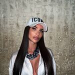 Эскорт-модель