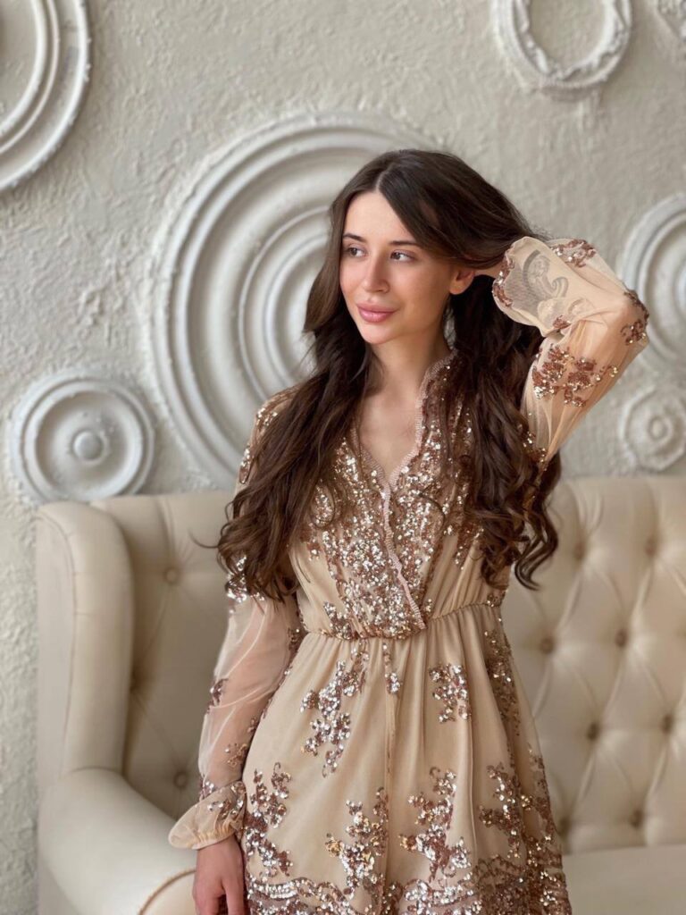 Девушка эскорт