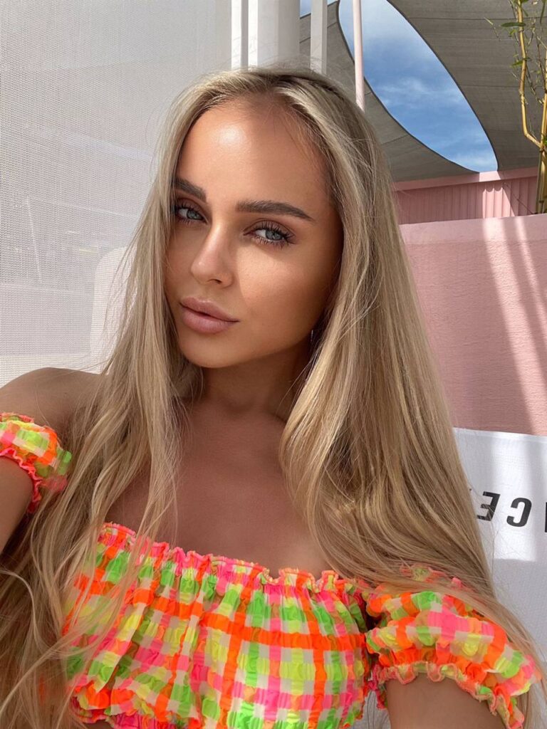 VIP эскорт в Москве