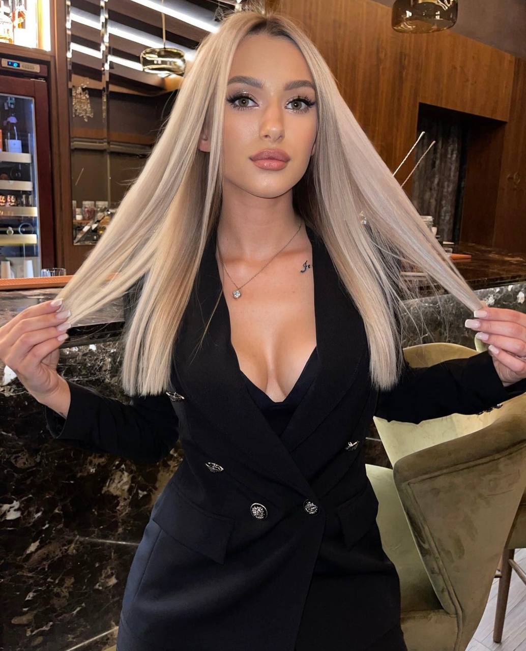 VIP эскорт в Москве